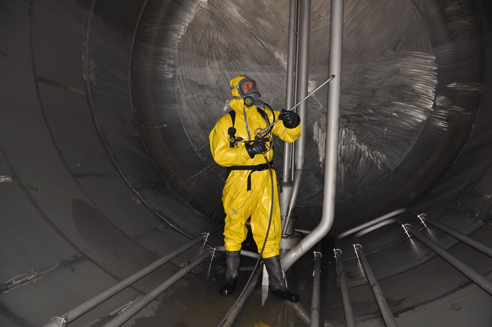 PFAS Tank Decontamination